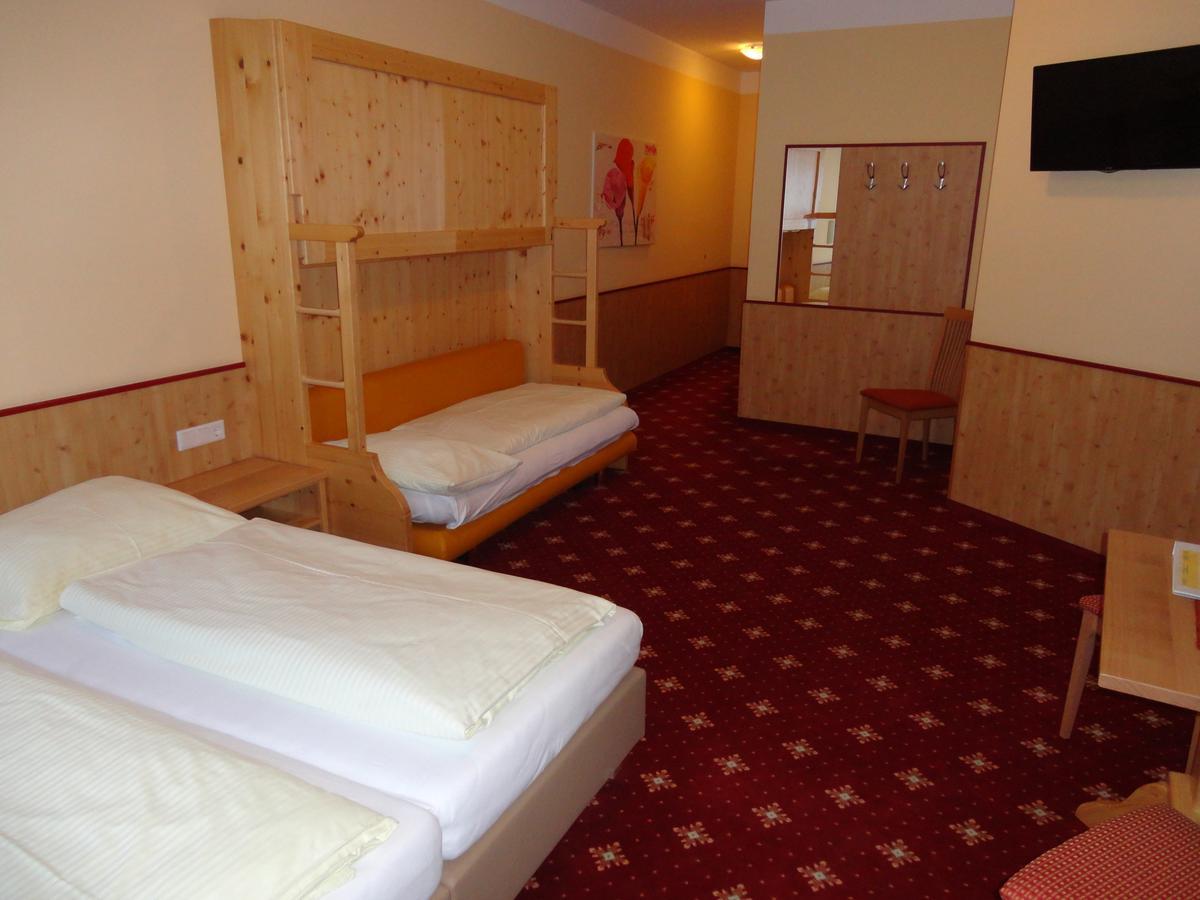 Hotel Hubertushof Flachau Dış mekan fotoğraf