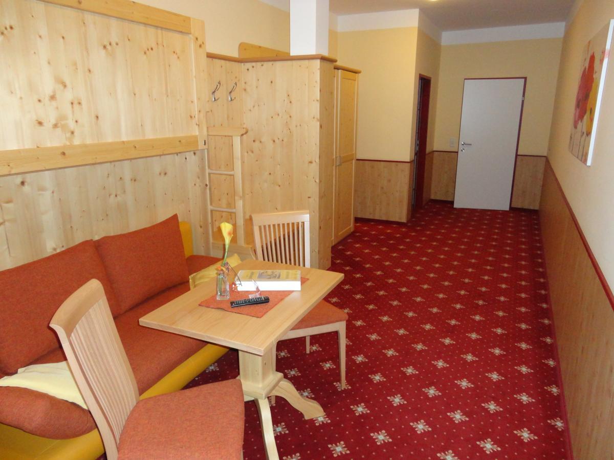 Hotel Hubertushof Flachau Dış mekan fotoğraf