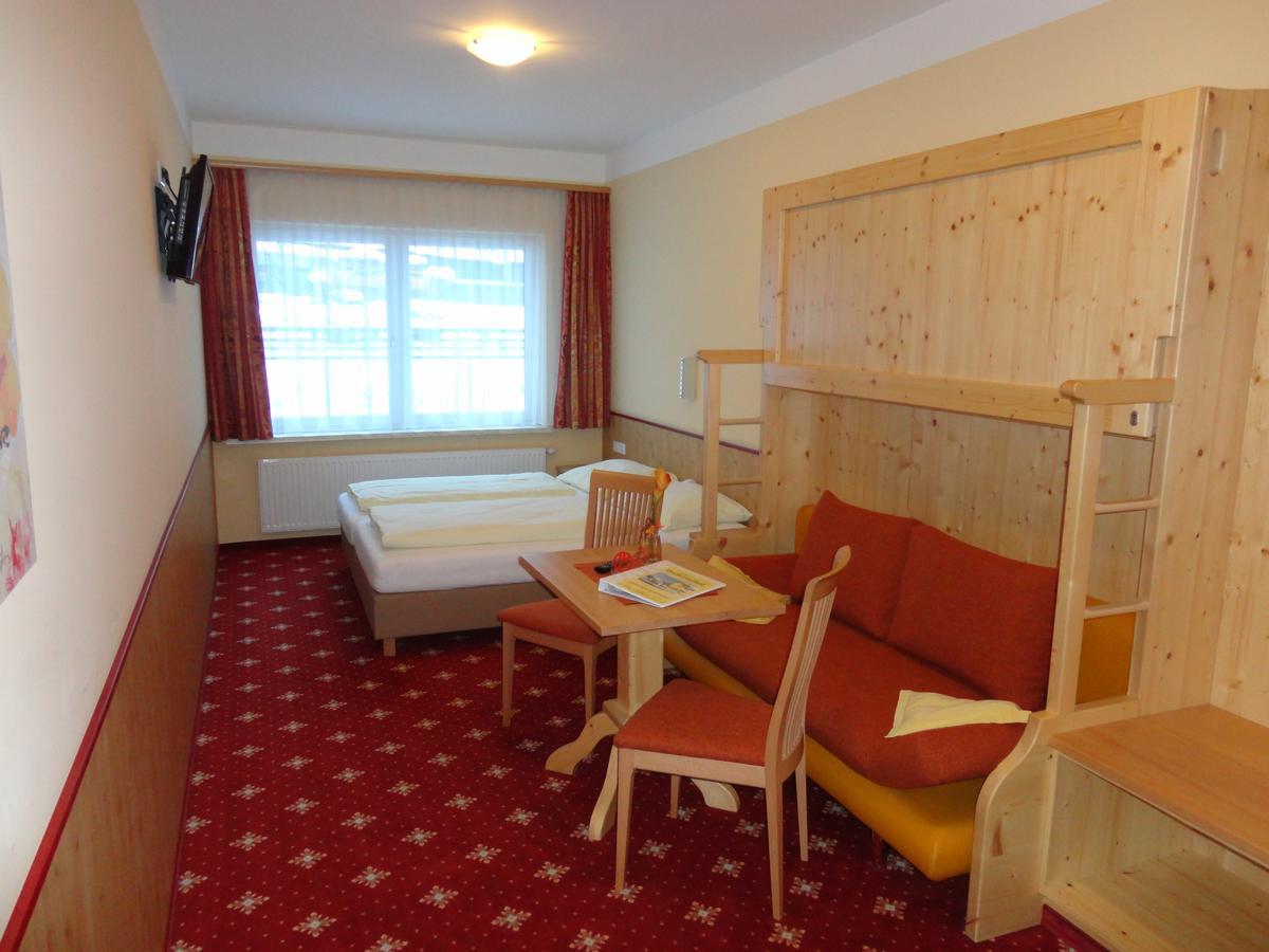 Hotel Hubertushof Flachau Dış mekan fotoğraf