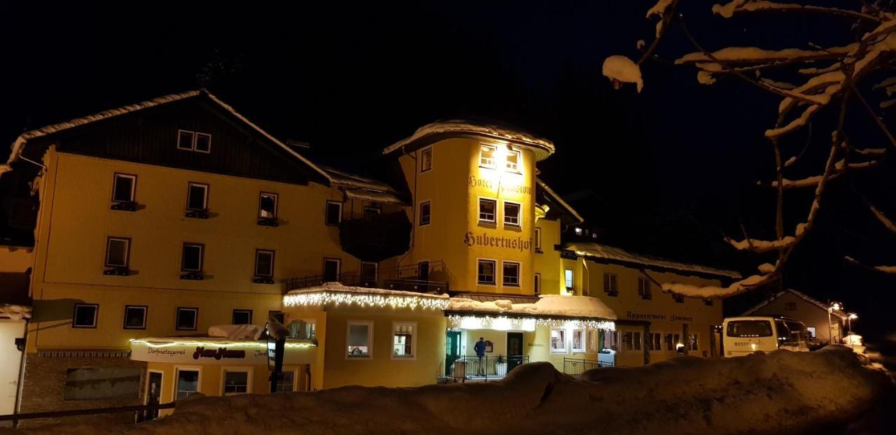 Hotel Hubertushof Flachau Dış mekan fotoğraf